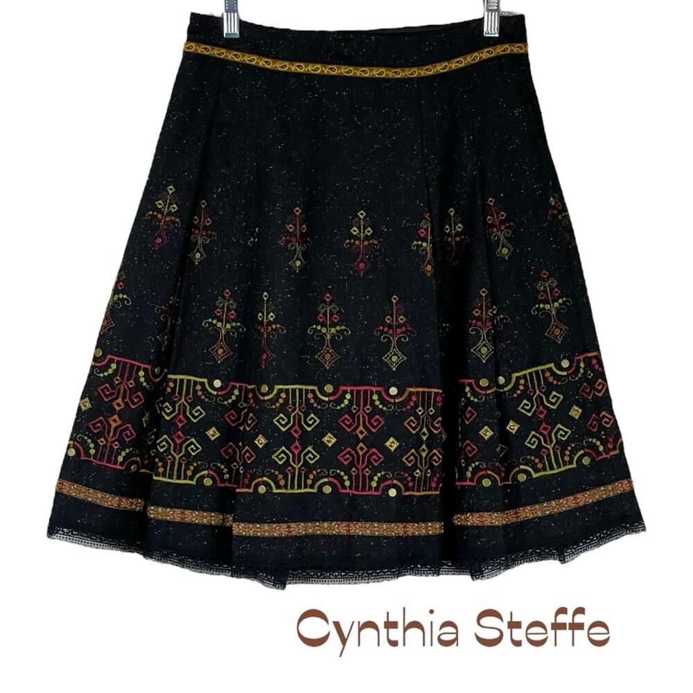 Cynthia Steffe Black Embroidered Wool Silk Pleated Skirt‎ Size M CottageCore